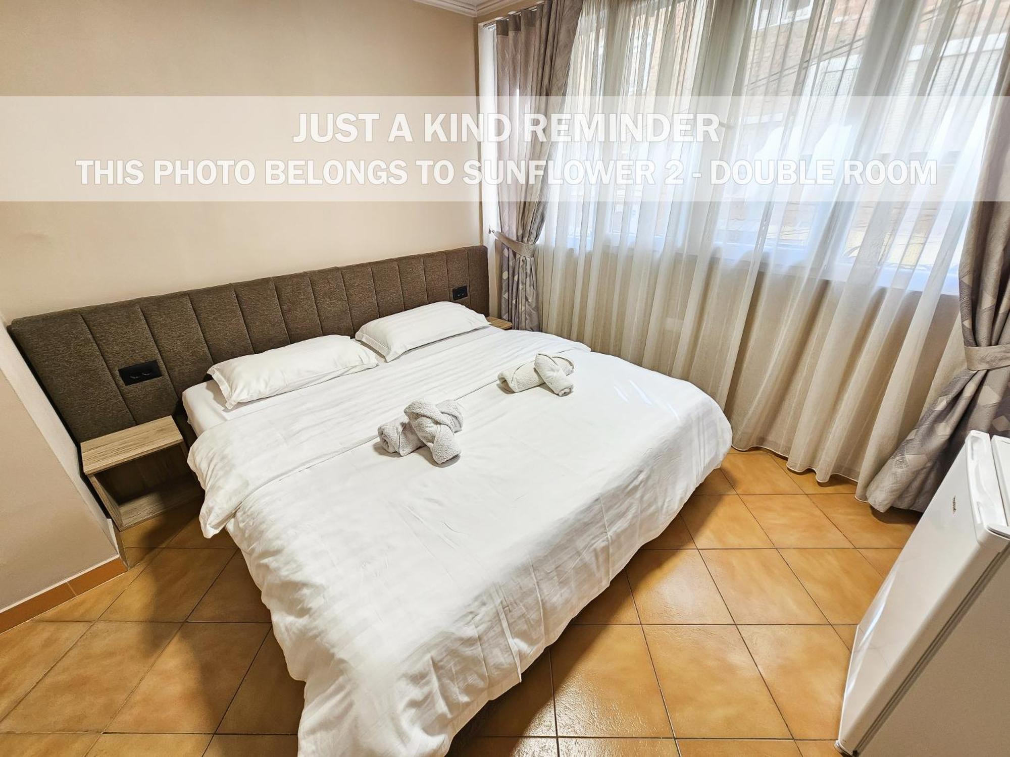 Sunflower Rooms Тирана Экстерьер фото