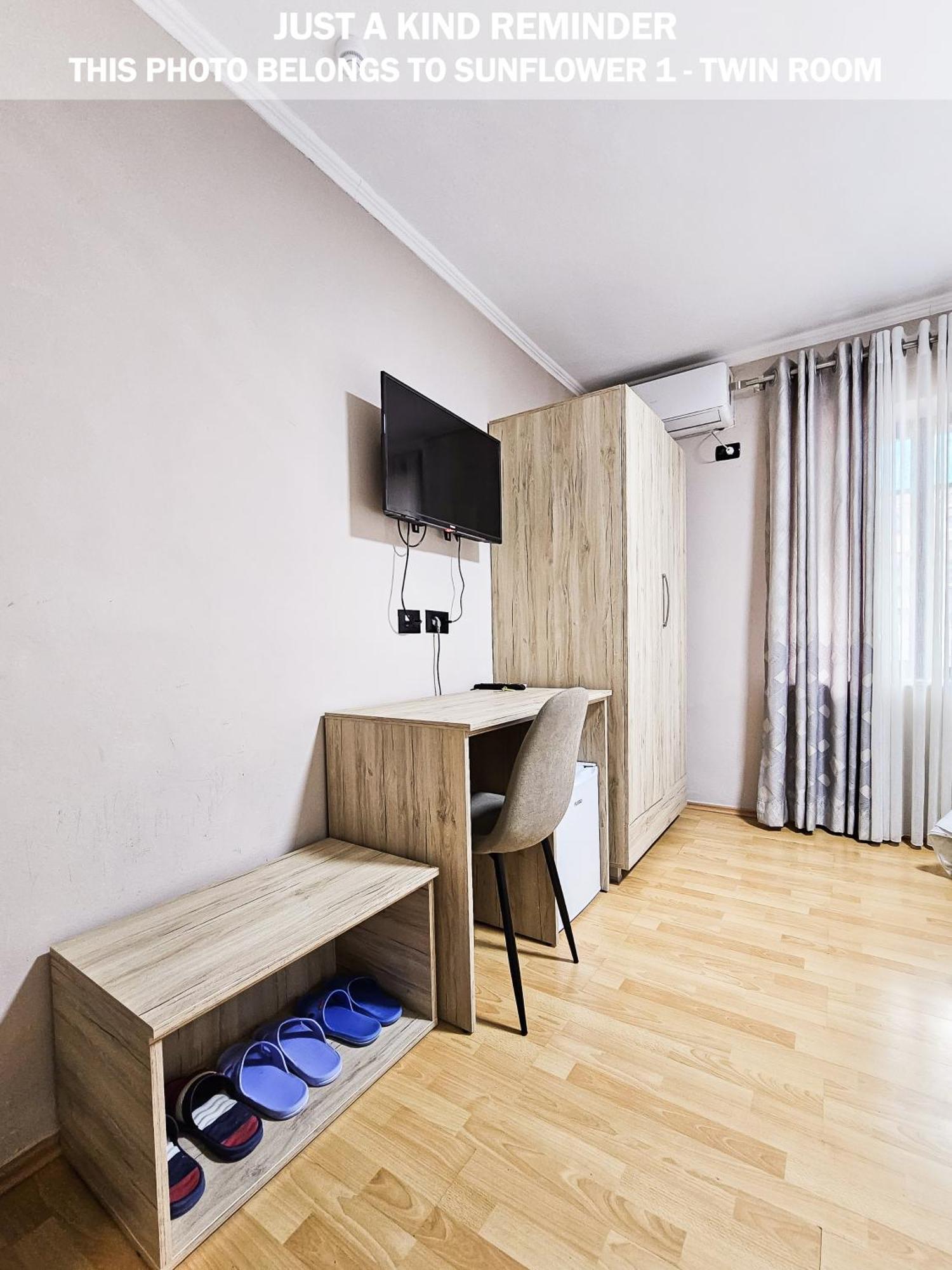 Sunflower Rooms Тирана Экстерьер фото